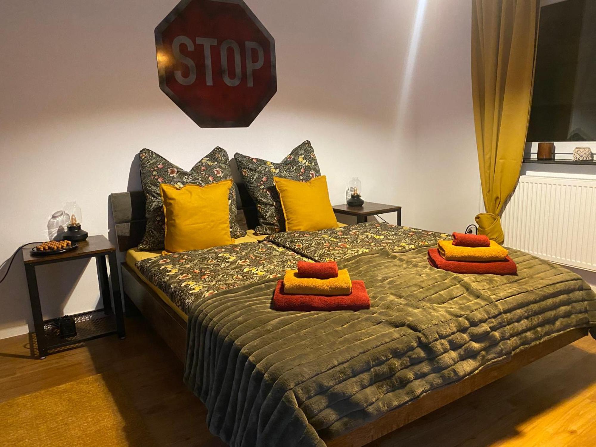 Apartment Roomy Comfort - Zwischen Heidelberg Und Mannheim Edingen-Neckarhausen Exteriör bild